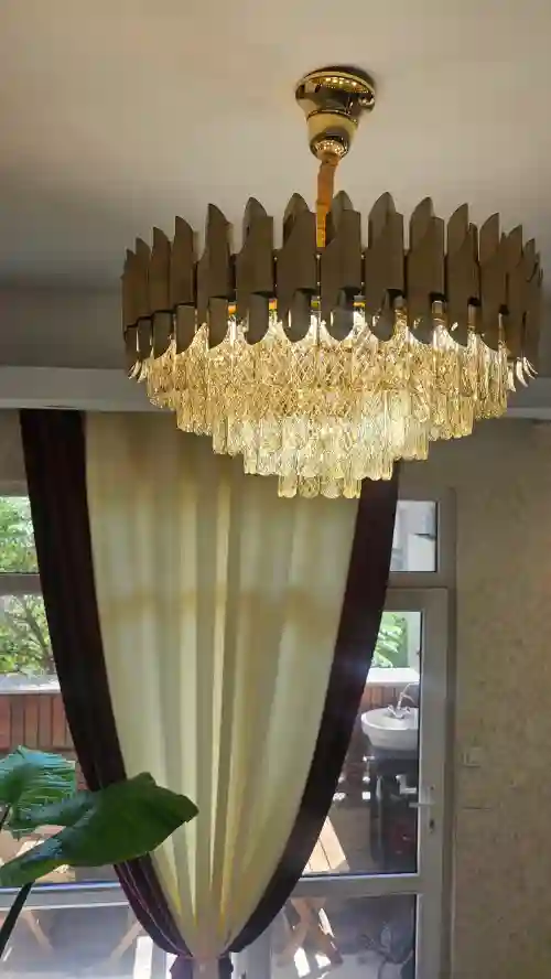 لوستر آرتا طلایی